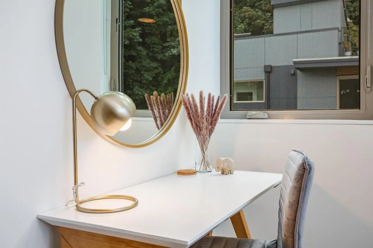 Holiday home Alki Beach Escape Romantic Waterfront Getaway For 2 Seattle