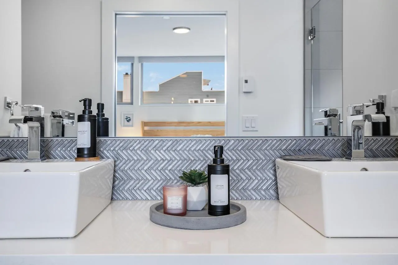 Alki Beach Escape Romantic Waterfront Getaway For 2 Seattle United States