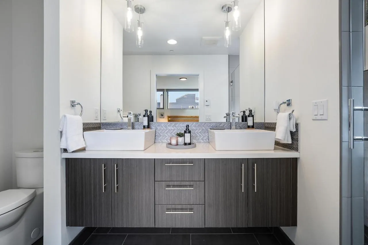 Alki Beach Escape Romantic Waterfront Getaway For 2 Seattle 0*,